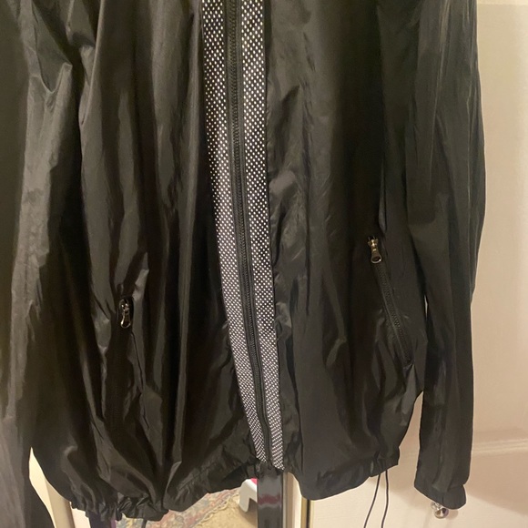 Lululemon Drawstring Hooded Jacket - Picture 7 of 7